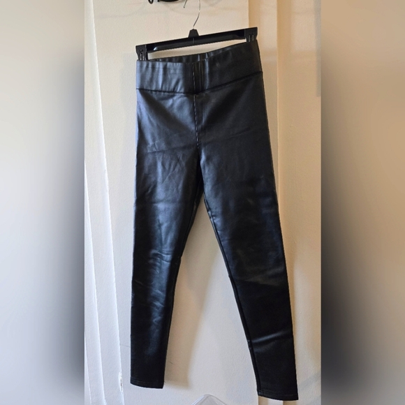 Faux Leather Leggings - Picture 1 of 2